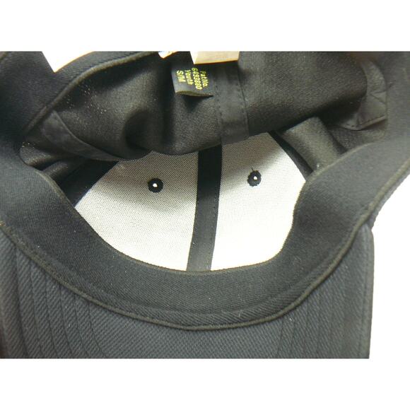 Under Armour Youth S/M Classic Fit Black Cap/Hat - Picture 9 of 9